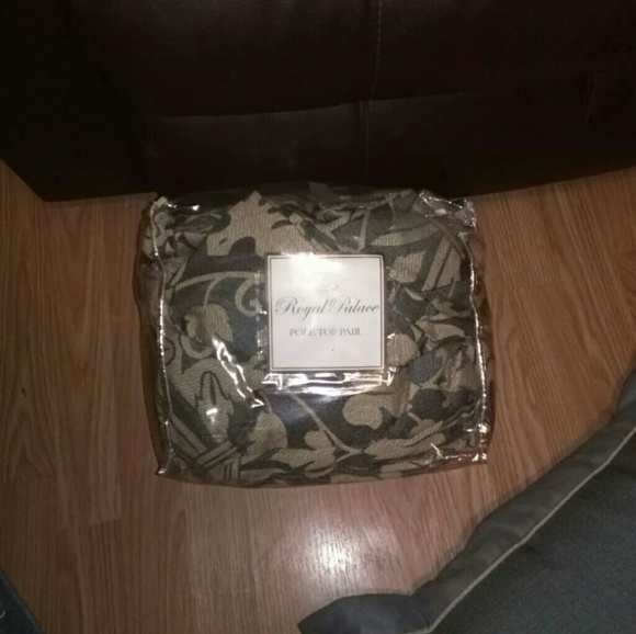 14 pieces Comforter set - Picture 5 of 5